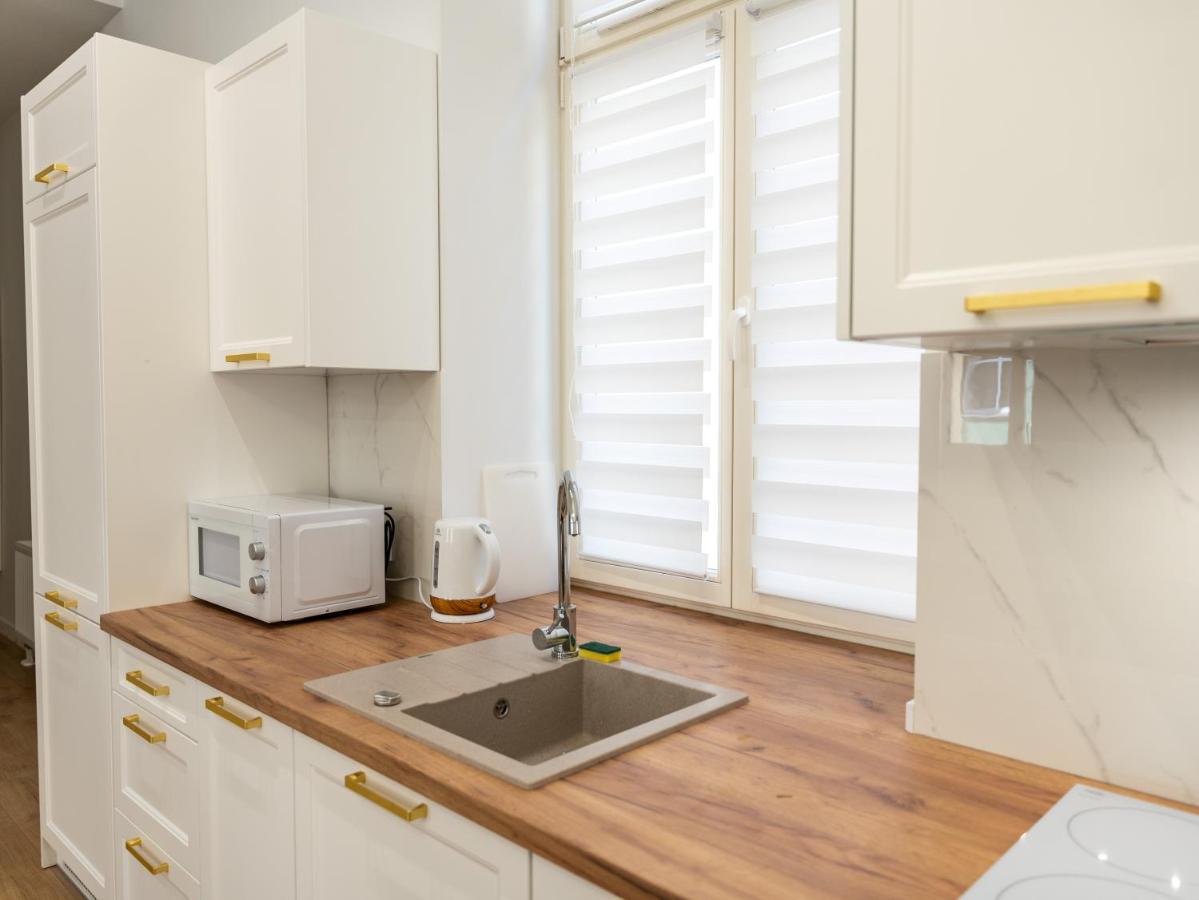 Zlote Apartamenty 6 Legnica Exterior foto
